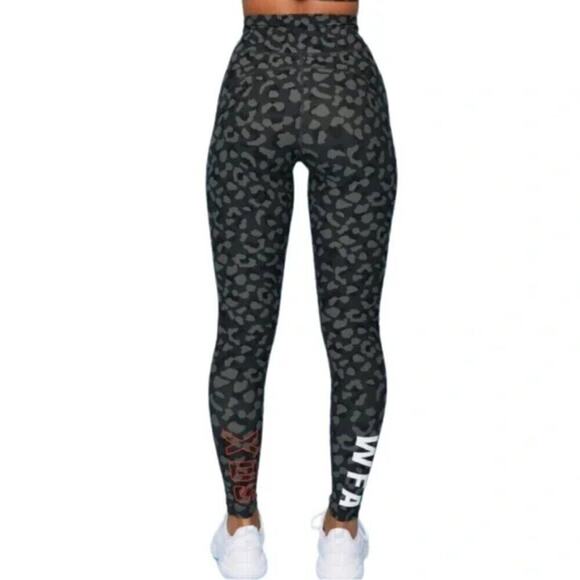 Sarahs Day x WFA Soldier Camo Leggings XS - Picture 5 of 12